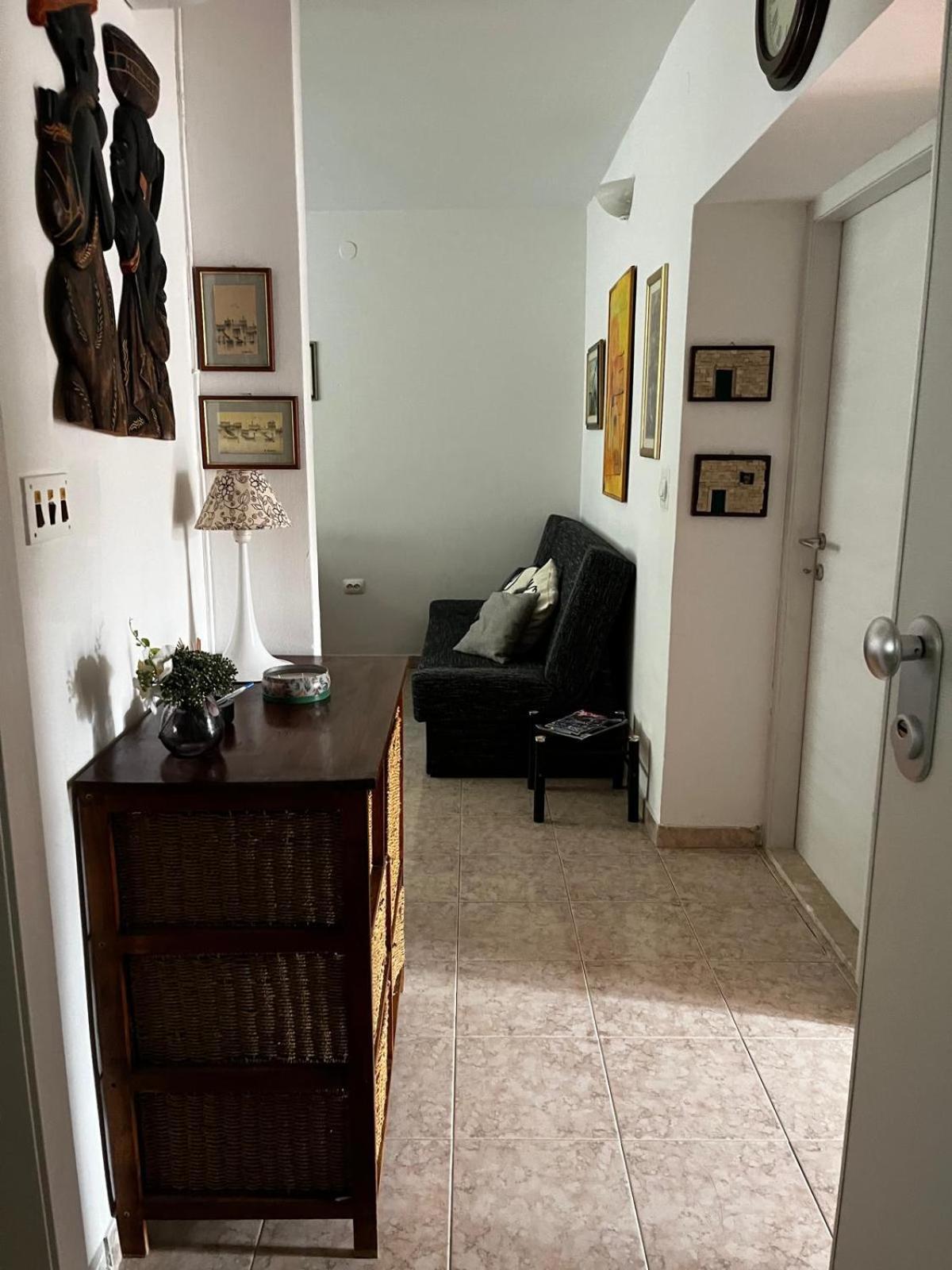 Split Downtown Apartment Exterior photo